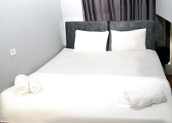 Hotel Avist Avcilar 4*