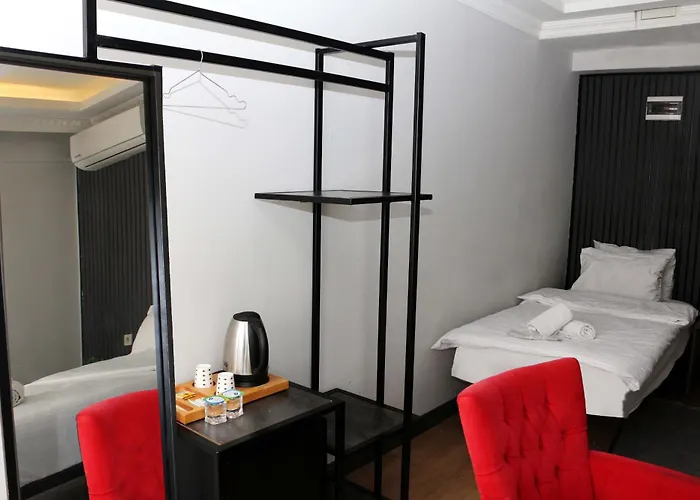 Avist Avcilar Szálloda 4*