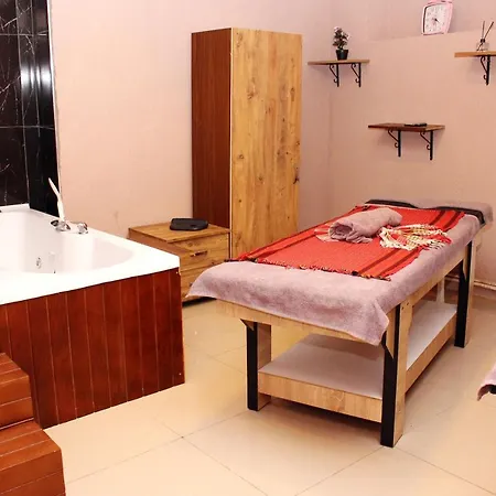 Hotel Avist Avcilar 4*