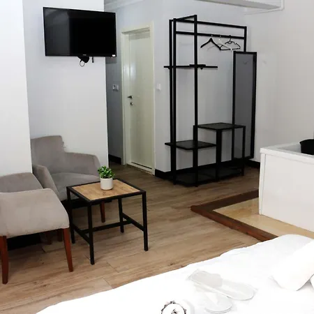 Hotel Avist Avcilar 4*